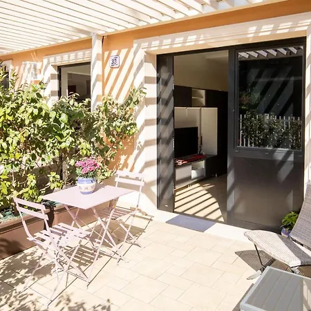 Romantico Open Space A 3min Dalla - Homeunity Appartement Rimini