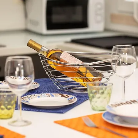 Appartement Romantico Open Space A 3min Dalla - Homeunity *