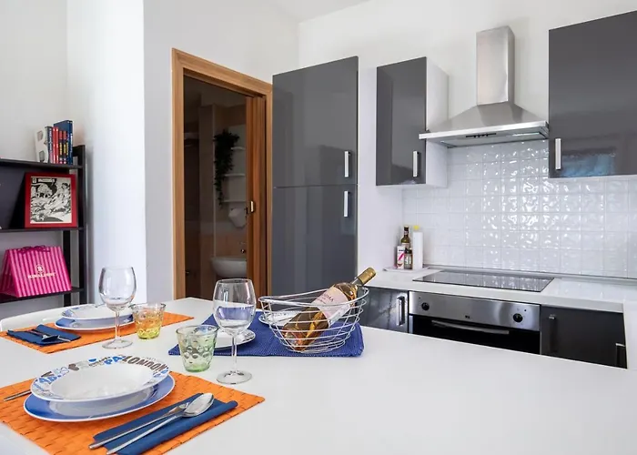 Apartamento Romantico Open Space A 3min Dalla - Homeunity Rímini