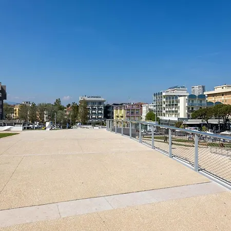 Romantico Open Space A 3min Dalla - Homeunity