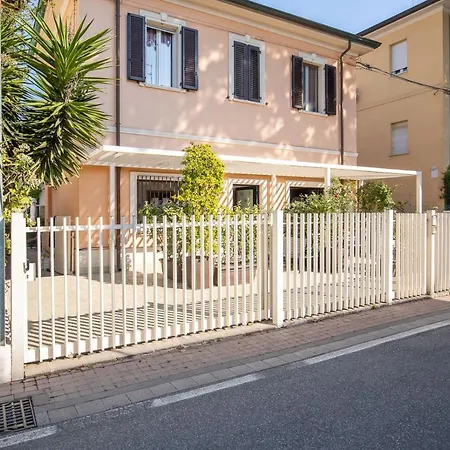 Apartment Romantico Open Space A 3min Dalla - Homeunity *